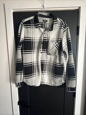 Boohoo Black and White Plaid Shacket